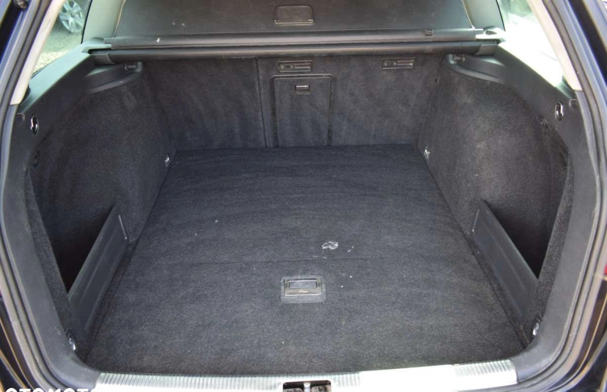 Volkswagen Passat cena 19900 przebieg: 301139, rok produkcji 2006 z Tczew małe 742